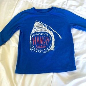 Cat & Jack Hangry shark 🦈 shirt 💙